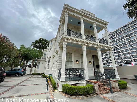 2nd image of 1520 Josephine St #2320