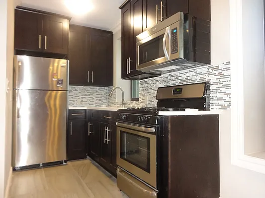 Rented by Blue Egg Realty Corp | media 30