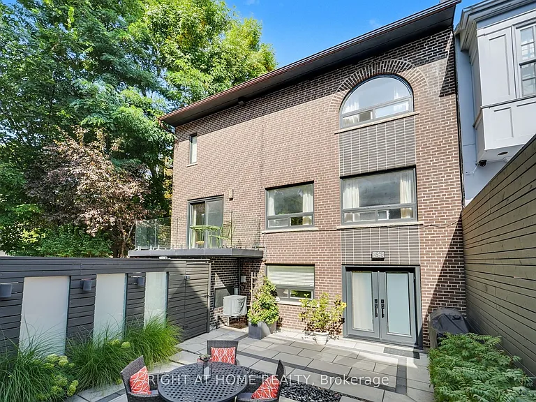 25 Clarendon Ave — Photo 40