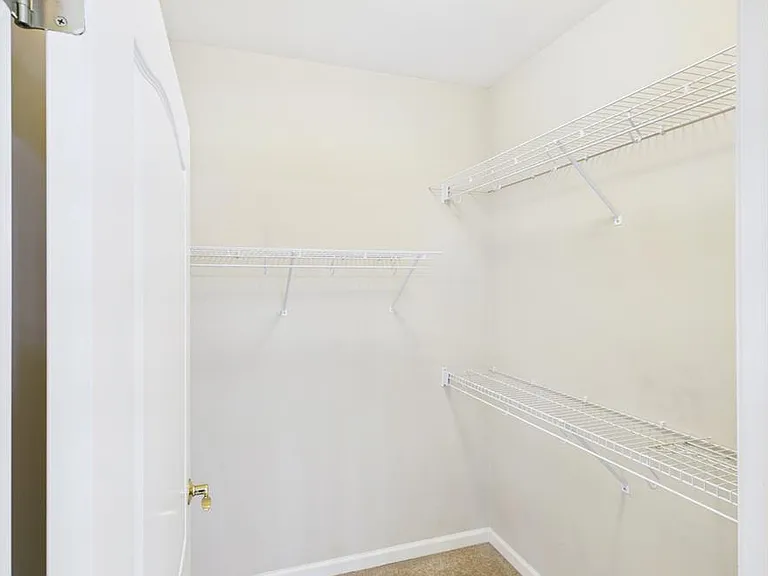 400 S 14th St #1204 — Photo 12