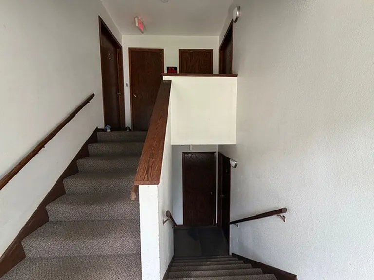515 E Park Ave — Photo 11