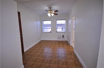 3rd image of 7849 Crespi Blvd APT 4