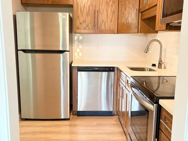 62 Farwell St #55/12 — Photo 6