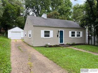 6792 Hamilton St, Omaha, NE 68132