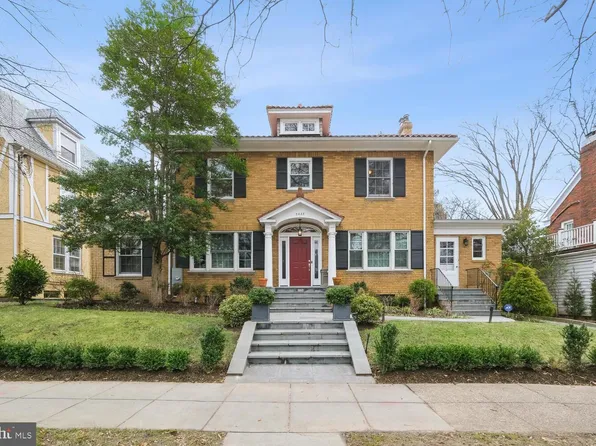 5625 Western Ave NW, Washington, DC 20015