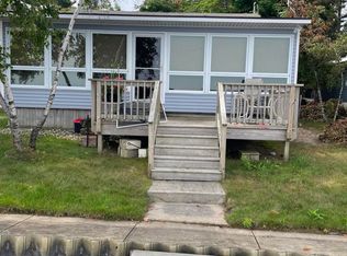 9224 W Silver Lake Rd, Mears, MI 49436