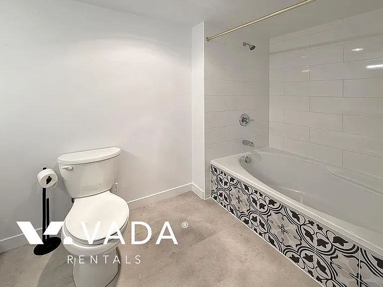 1245 Quayside Dr #1102 — Photo 11