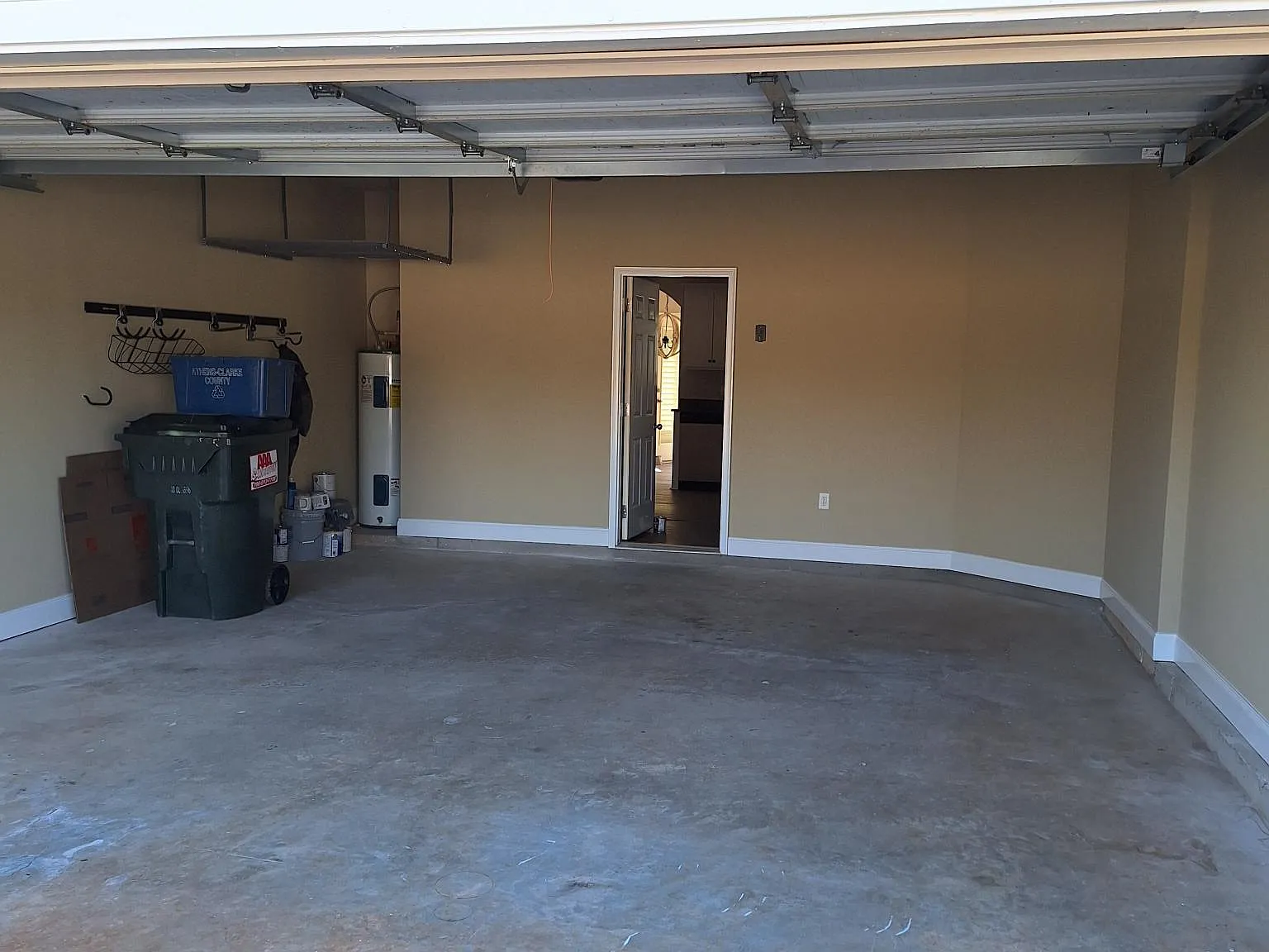3 bed, 2.5 bath, 1738 sqft, $2,250 — Photo 4