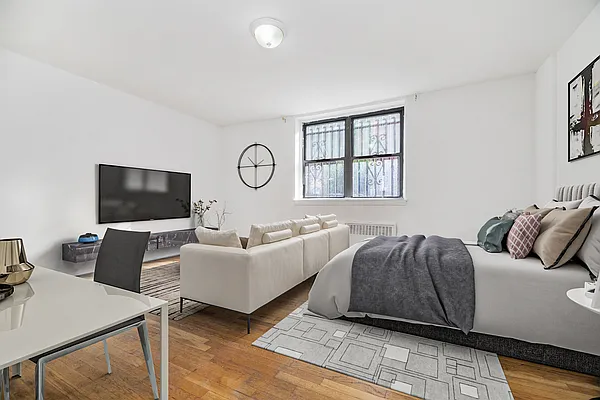 Rented by REAL New York | media 7