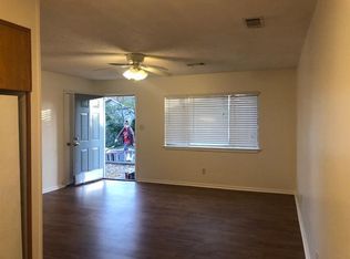 204 Summer St #B, Hot Springs National Park, AR 71913