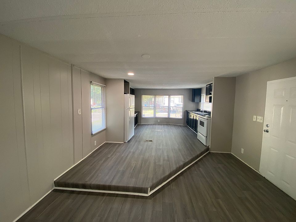 1st image of 209 Apollo Dr