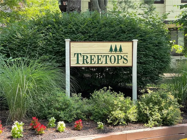 247 Treetop Circle, Nanuet, NY 10954