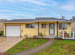 1591 Rainier Rd, Woodburn, OR 97071