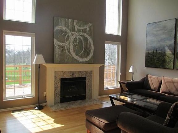 2nd image of 1851 Woodland Cir