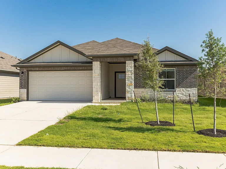 209 Elm Creek Dr #1 — Photo 1