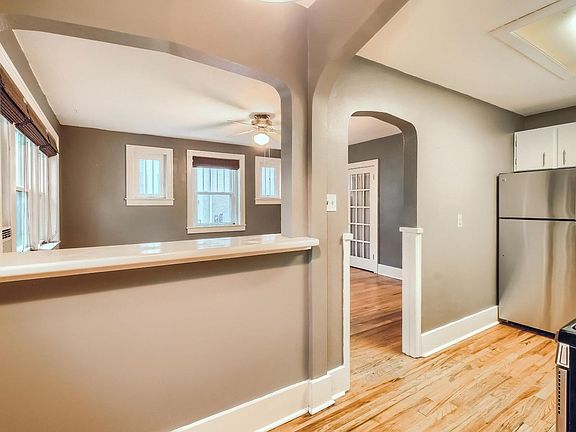 4th image of 1275 N Clarkson St APT 1