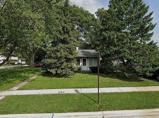 210 E Streamwood Blvd, Streamwood, IL