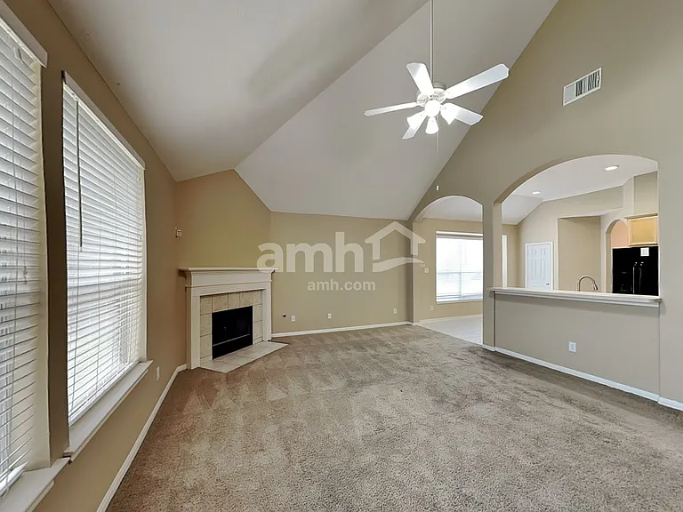 12102 Oxford Trails Dr — Photo 5