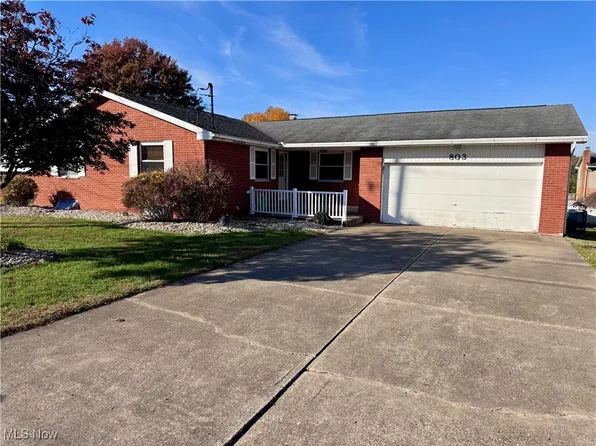 803 Brentwood Dr, Belpre, OH 45714