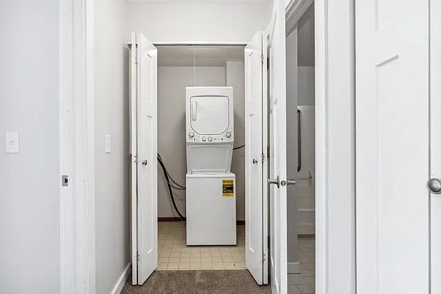 720 3rd Ave NE #306 — Photo 21