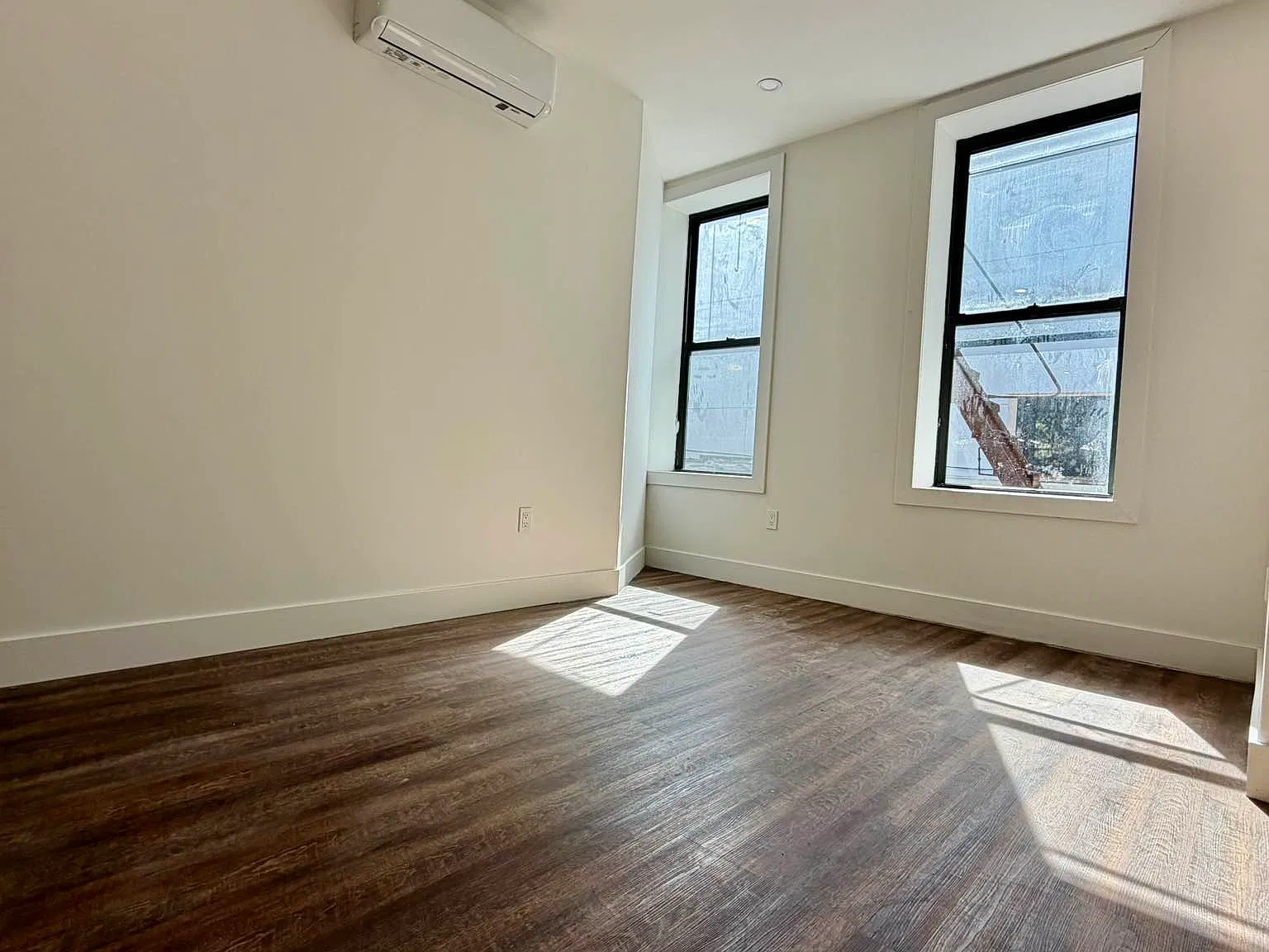 1608 Pitkin Avenue — Photo 4