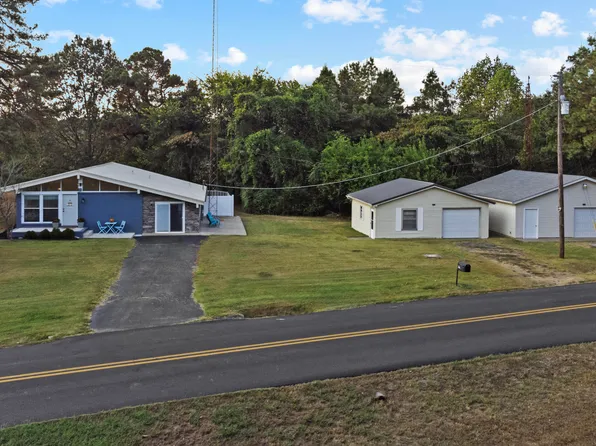 2744 Lakeview Church Rd, Benton, KY 42025