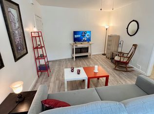 3697 S La Cienega Blvd #15, Los Angeles, CA 90016