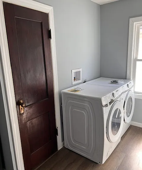 305 Tompkins St — Photo 8