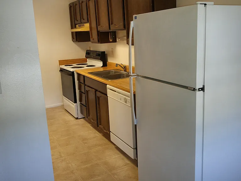 Provo 10 Plex — Photo 12