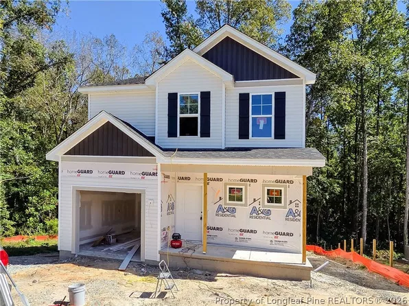191 Appaloosa Dr, Spring Lake, NC 28390