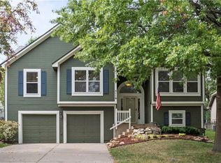 5116 Payne St, Shawnee, KS 66226
