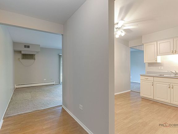 4th image of 2420 E Brandenberry Ct APT 2A