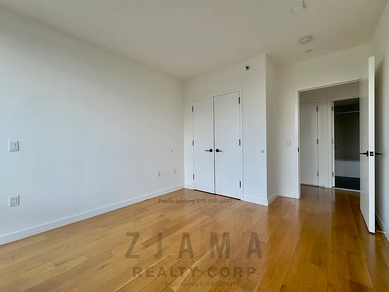 25 E 19th St #PHA — Photo 8