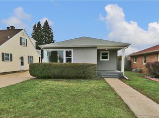 2112 Arlington Ave, Racine, WI 53403