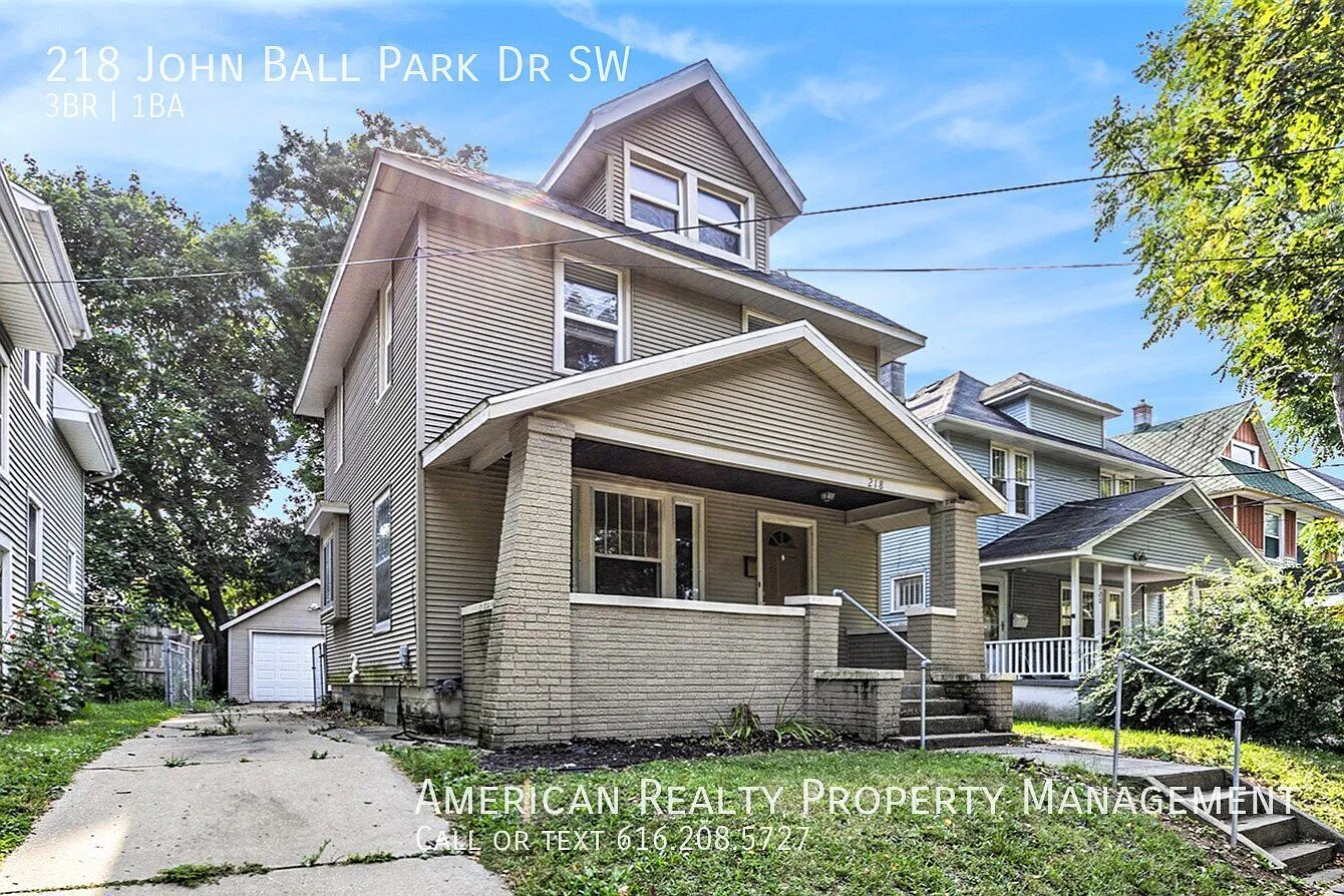 3 bed, 1100 sqft, $2,000 — Photo 1