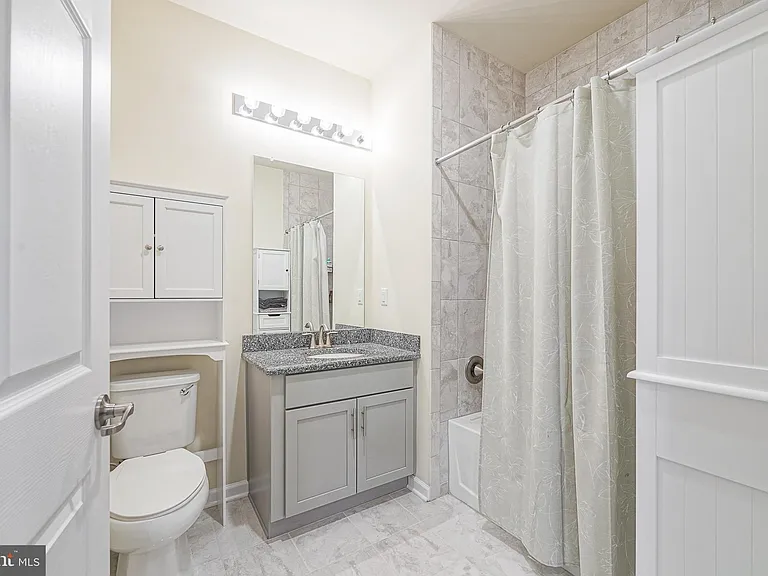 5335 Palomino Ct — Photo 13