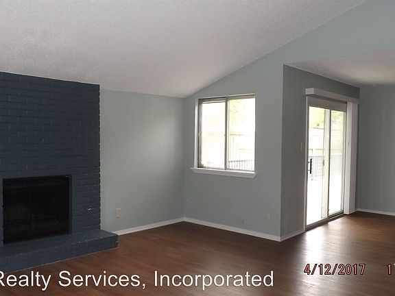 4th image of 7804 Croftwood Dr