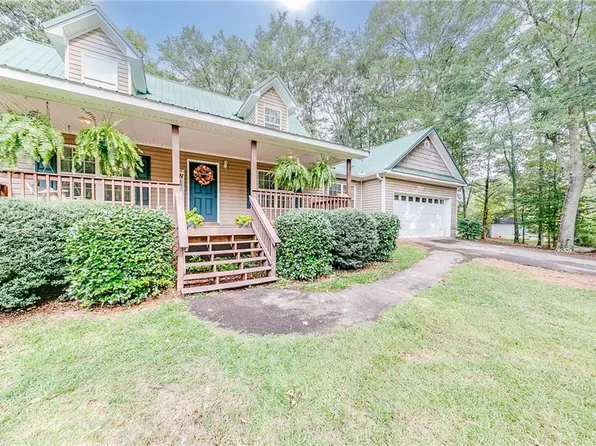 208 Athens St, Homer, GA 30547