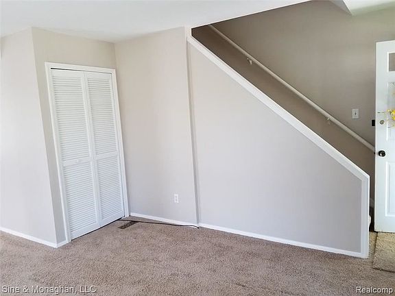 3rd image of 22901 Gary Ln