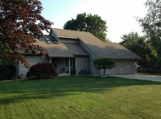 2714 E Wheeler St, Midland, MI 48642