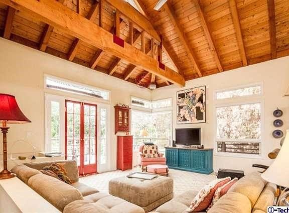 3rd image of 2344 Barton Ln