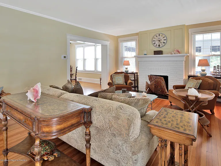 408 Tuttle Ave — Photo 7