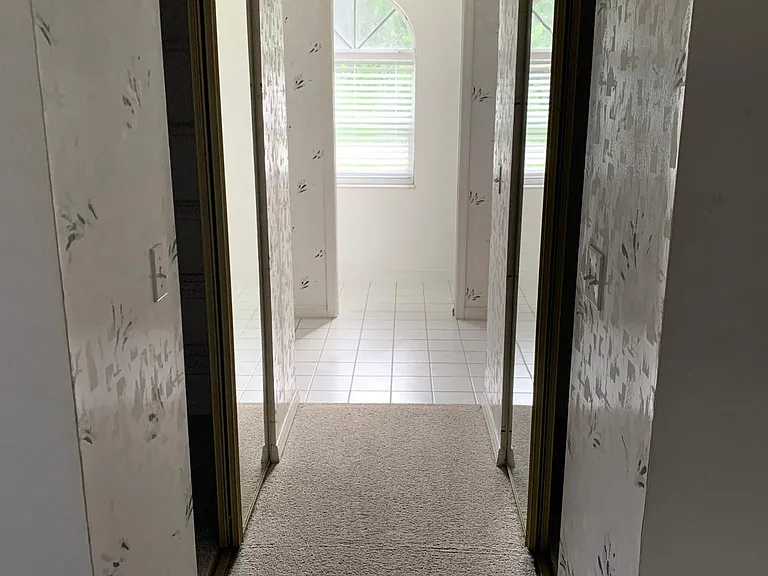 138 Barrington Dr — Photo 17