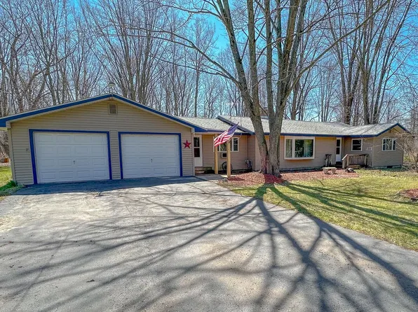 4121 W Shaffer Rd, Coleman, MI 48618