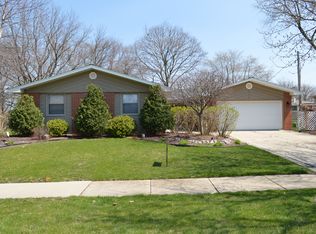 15229 Briar Ln, Oak Forest, IL 60452