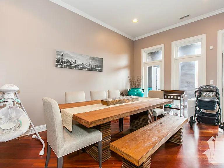 1357 W Grand Ave #4 — Photo 5