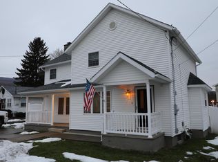 208 Gibson St, Jermyn, PA 18433