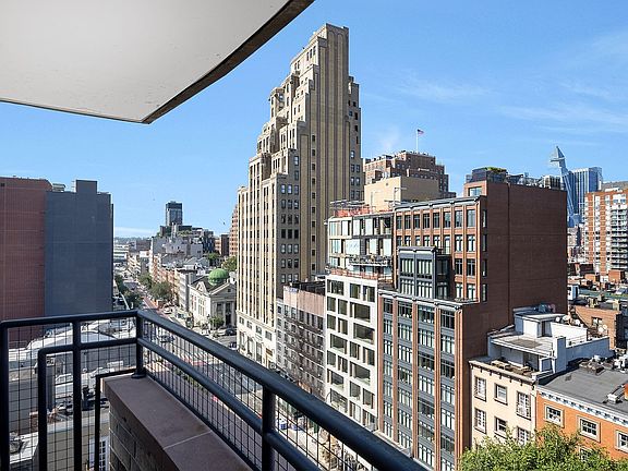 3rd image of 222 W 14th St APT 11F