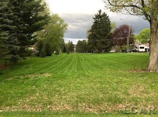 1731 Juanita Dr, Hillsdale, MI 49242