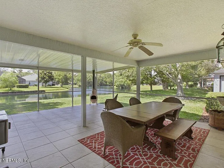 160 Crossroad Lakes Dr — Photo 19